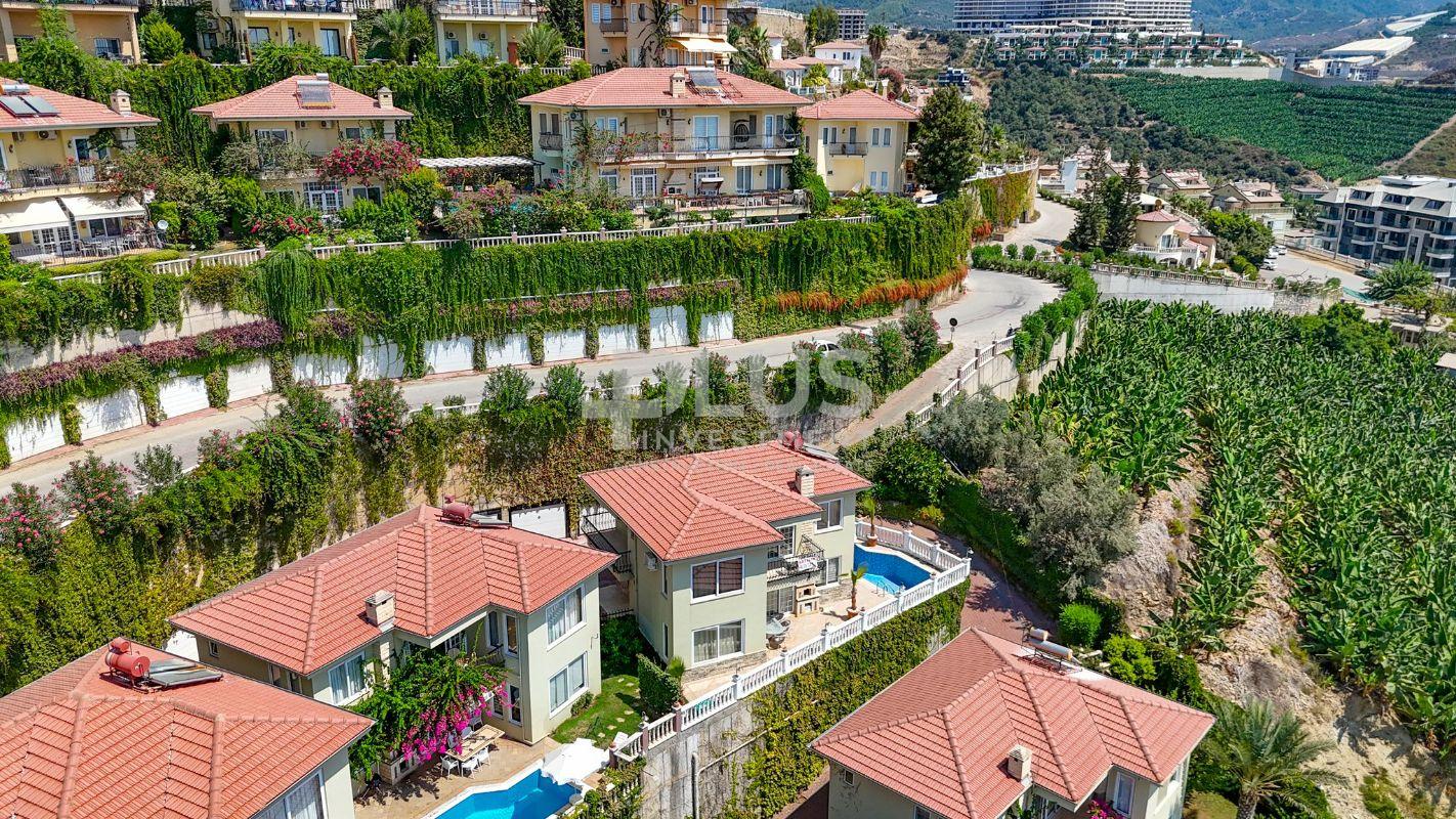 Вилла с 3 спальнями на продажу в жилом комплексе Gold City Residence
