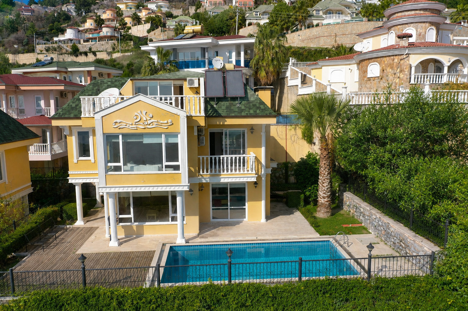 DREAM VILLAS