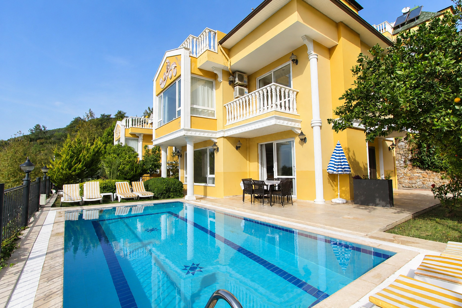 DREAM VILLAS