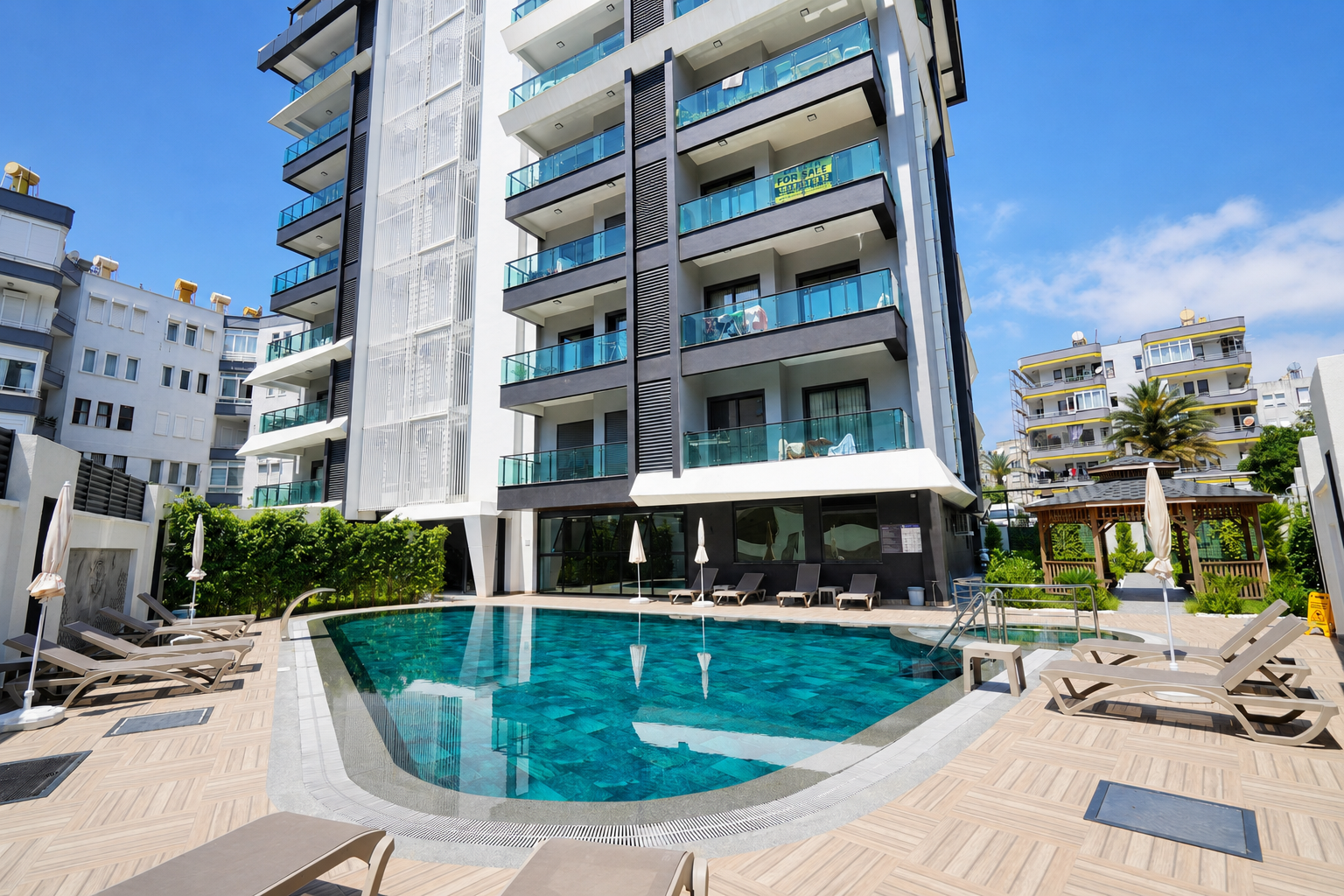 MIDPOINT RESIDENCE