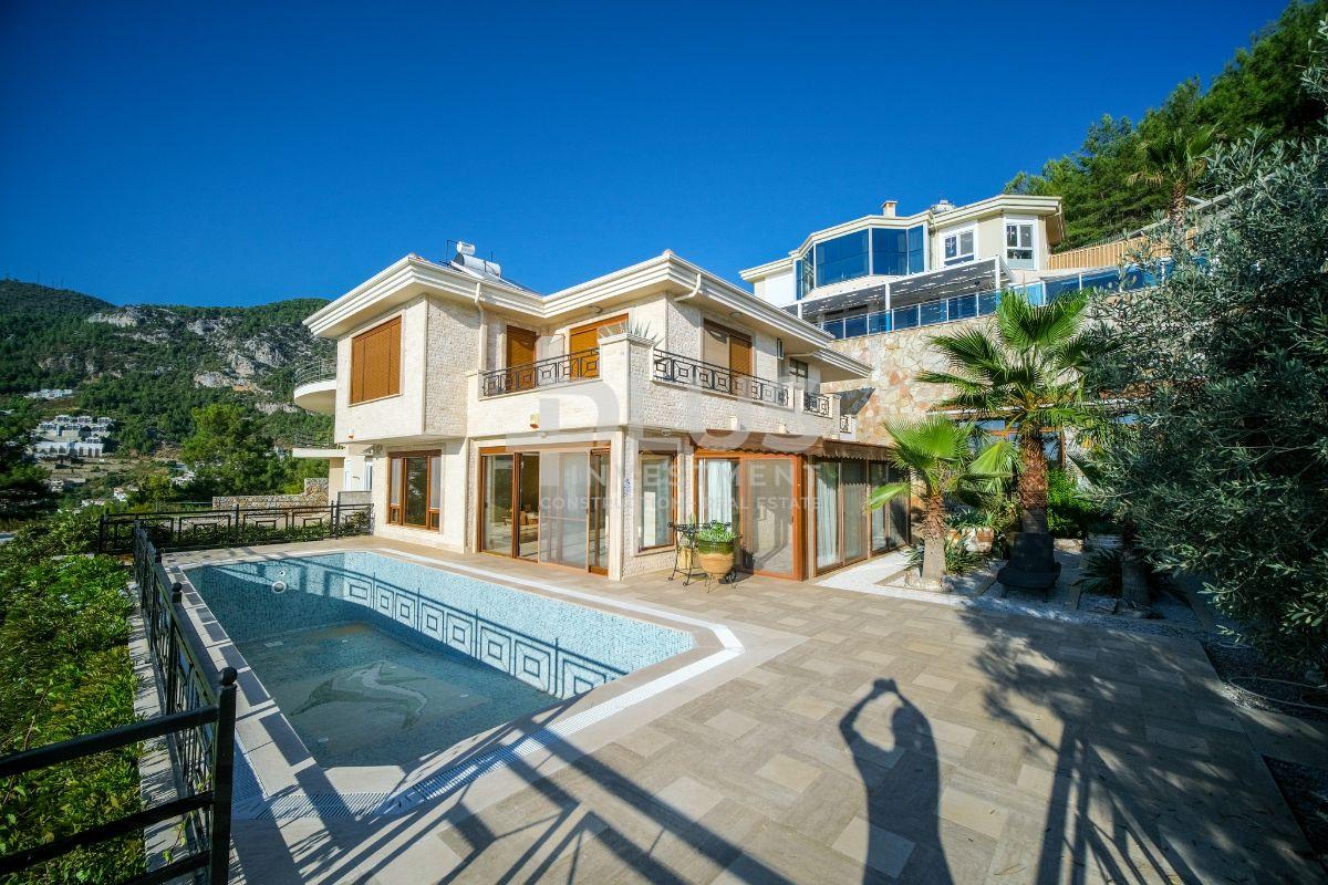 Exclusive private 4+1 villa in Bektas Alanya
