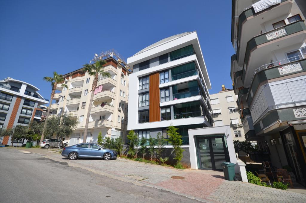 Alanya'nın Kleopatra bölgesinde yeni daire.