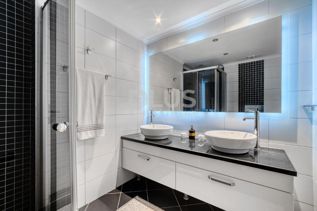 Роскошная двухкомнатная квартира продается в жилом комплексе Aramis Terrace